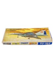 [1/100] ツポレフ Tu-144 超音速旅客機