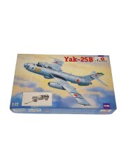 [1/72] YaK-25B [72185]