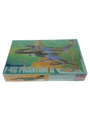 [1/48] McDonnell Douglas PHANTOM Ⅱ [P-4]