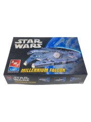 STAR WARS MILLENNIUM FALCON [38273]