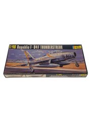 [1/48] F-84F THUNDERSTREAK [554]