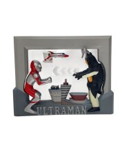 ウルトラマン vs ゼットン ジオラマレリーフミラー